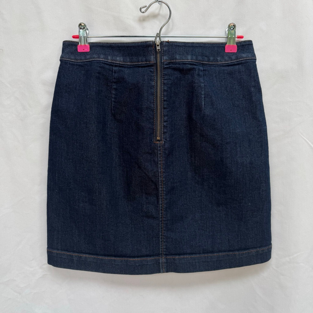 Women's LOFT Blue Denim Mini Skirt with Gold Buttons / pockets Size 4 - Picture 2 of 6